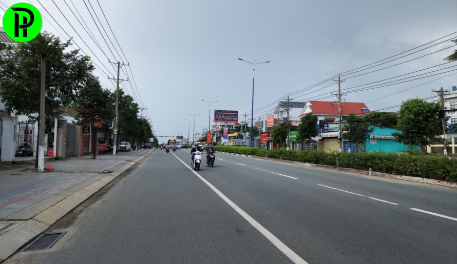 Bán nhà mặt tiền đại lộ bình dương. Tptdm