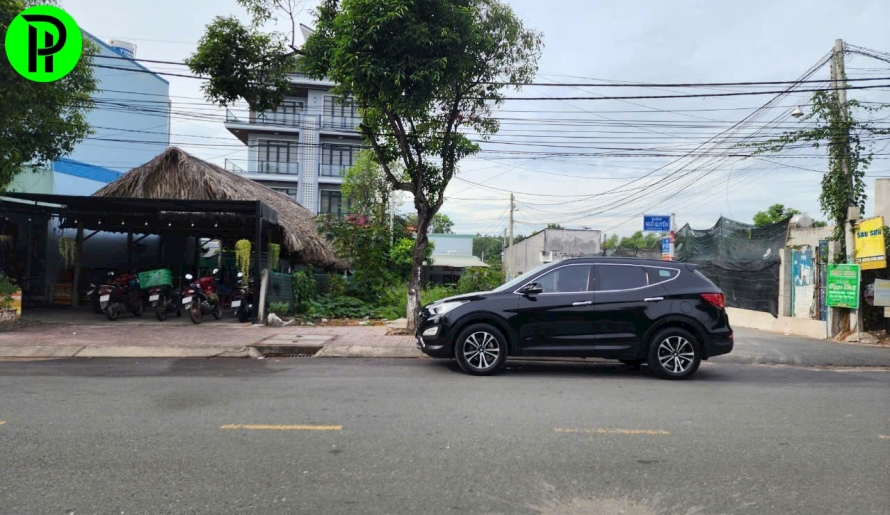 Bán lô góc 3 mặt tiền đường ngô quyền bến cát, Tphcm. cách chợ bến cát 150m.